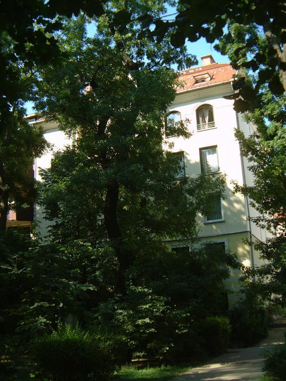 Park Vendeghaz Hotel Kecskemét Eksteriør billede