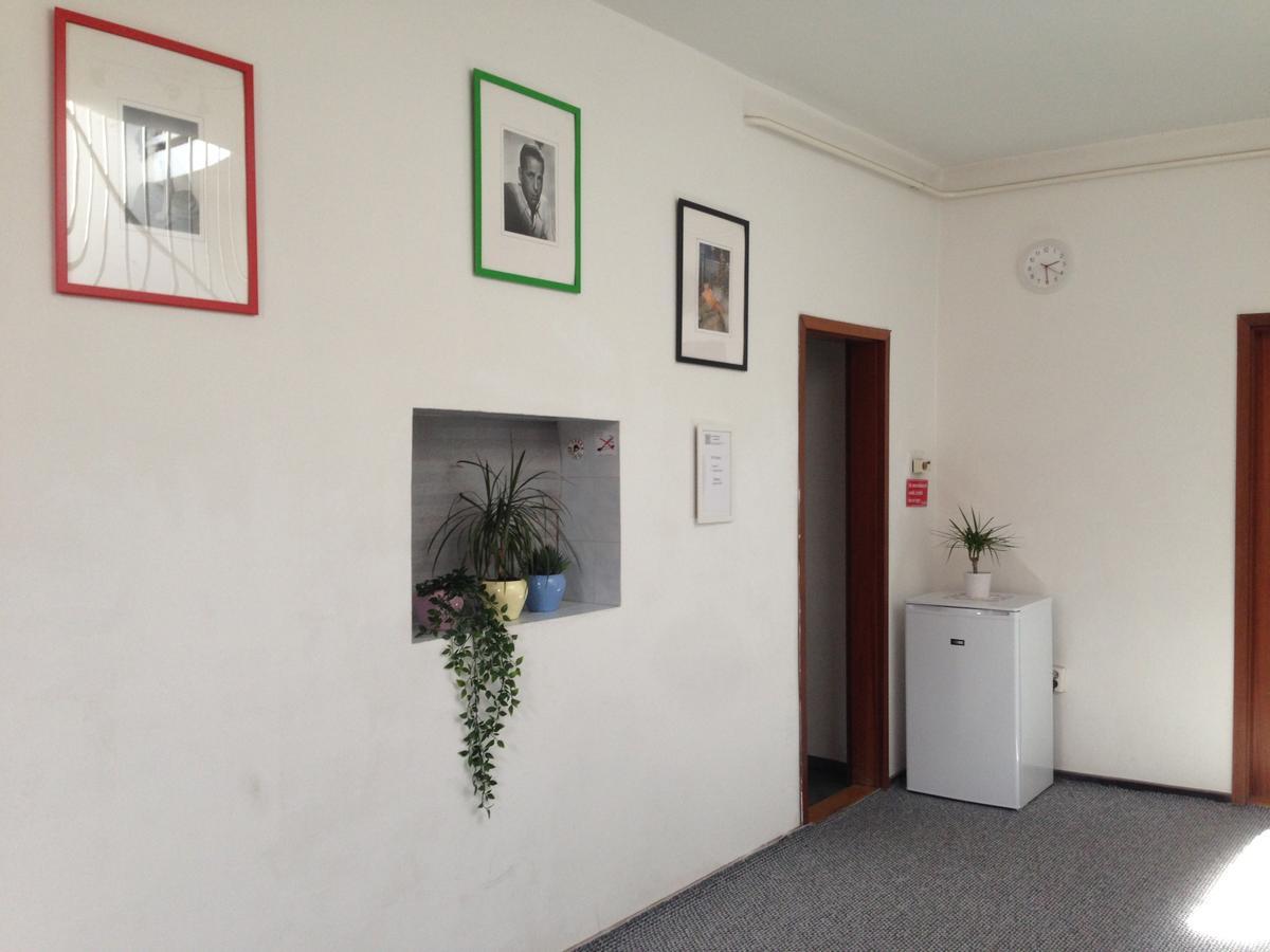 Park Vendeghaz Hotel Kecskemét Eksteriør billede